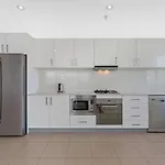 Sky View 2B1B@Burwood